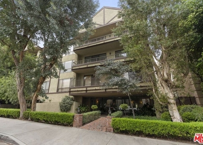 1210 N Kings Road - Photo 1