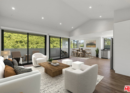 153 San Vicente Boulevard - Photo 1