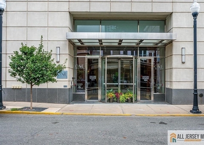 1 Spring Street - Photo 1