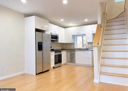 748 Catharine Street - Photo 1