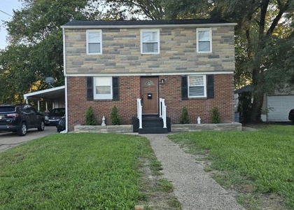 1018 W Browning Road - Photo 1
