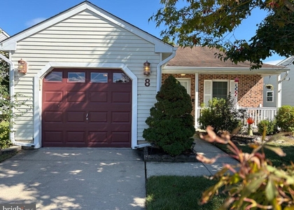 8 White Stone Court - Photo 1