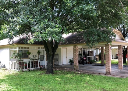 7708 Brodie Ln - Photo 1