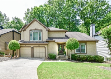 3115 Park Chase - Photo 1