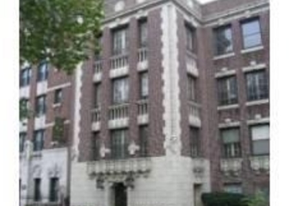 633 W Deming Street - Photo 1