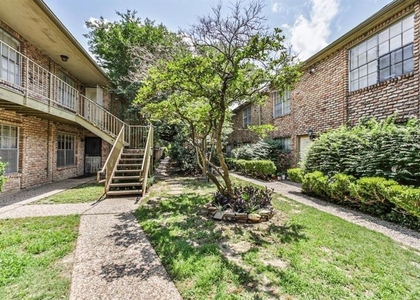 6401 Skyline Drive - Photo 1