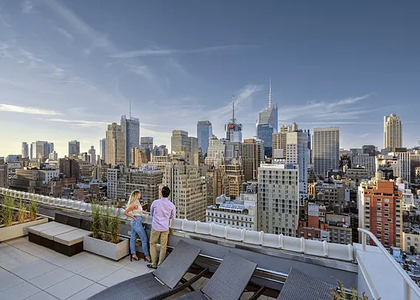West 34th Street - Photo 1