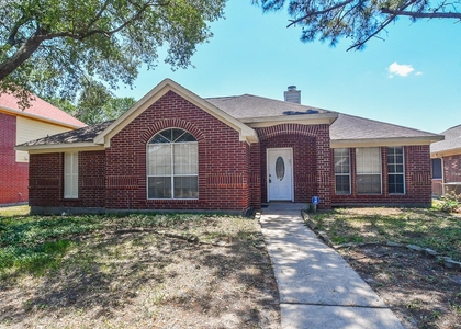 15319 Goodman Street - Photo 1