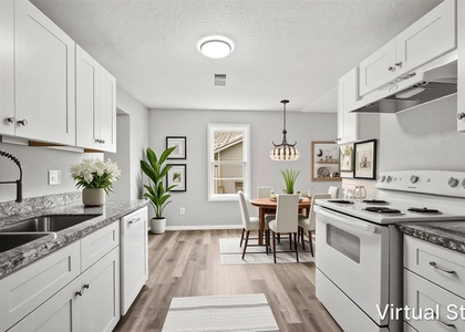 234 E Texas Street - Photo 1
