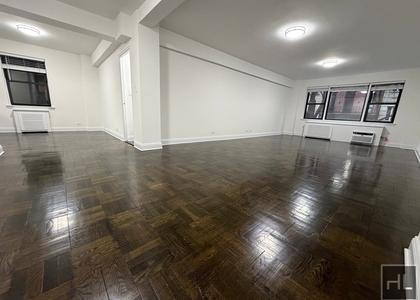 Beekman Place - Photo 1
