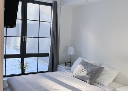 West 53 Street - Photo 1