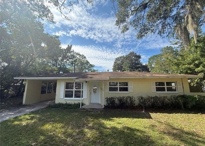 1435 Ne 22nd Avenue - Photo 1