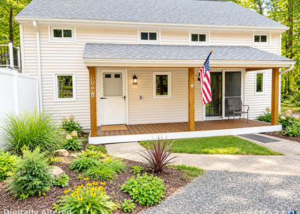 300 Railtree Hill Road - Photo 1