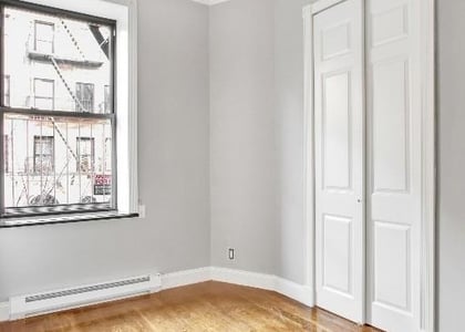 15 West 103rd Street - Photo 1