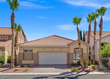824 Cambridge Cross Place - Photo 1