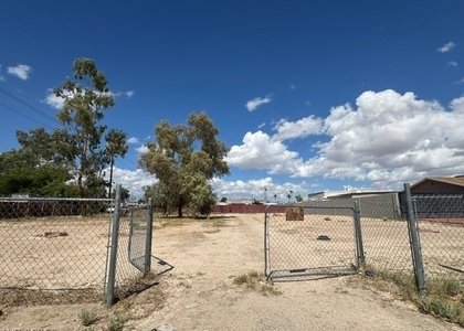 4760 E Van Buren Avenue - Photo 1