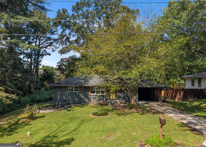 610 Oriole Drive Se - Photo 1