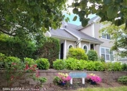 65 Miller Street - Photo 1