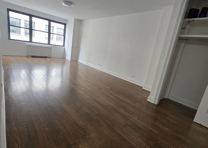5 Avenue - Photo 1
