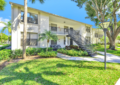 1252 S Military Trail - Photo 1