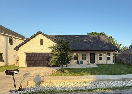 424 N Mcgraw Street - Photo 1