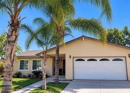 3061 Bradley - Photo 1