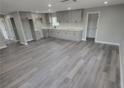 12423 Ridgewood Drive - Photo 1