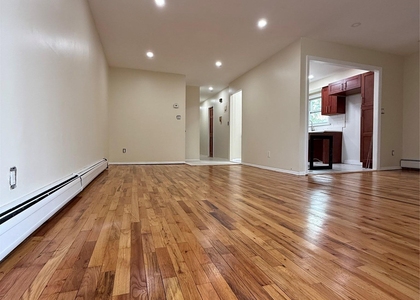 164 84 Ave - Photo 1