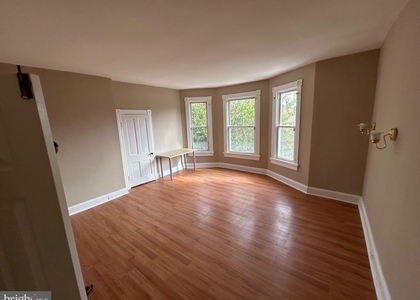514 E 41st Street - Photo 1