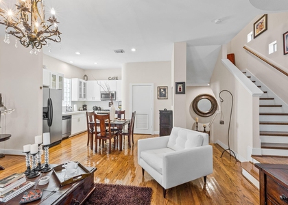 5817 Darling Street - Photo 1