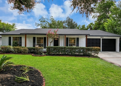 5619 Duxbury Street - Photo 1