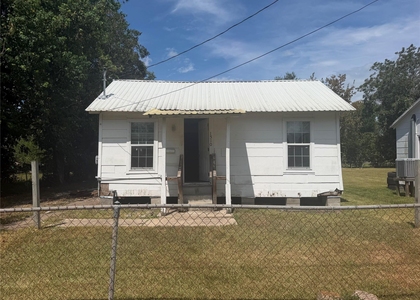 1510 W Talmage St Bypass - Photo 1
