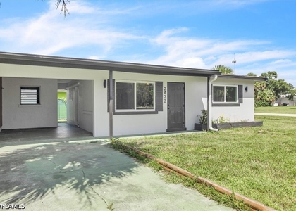2423 Jeffcott Street - Photo 1