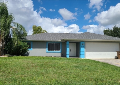 3106 10th Street W - Photo 1