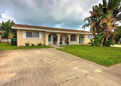 523 Ronnie Drive - Photo 1