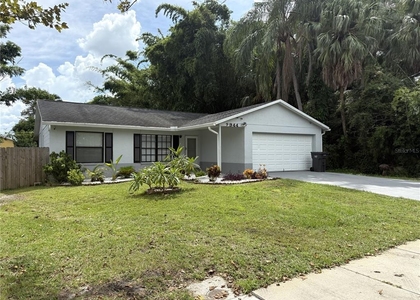 2944 58th Avenue N - Photo 1