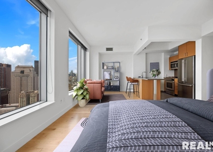Spruce Street - Photo 1