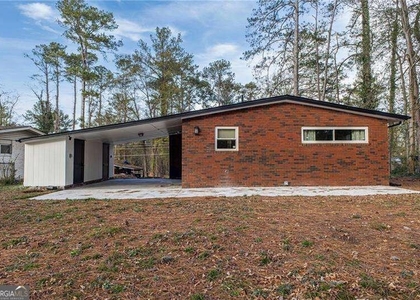 201 Lydia Drive Se - Photo 1