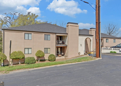 605 Candler Street - Photo 1