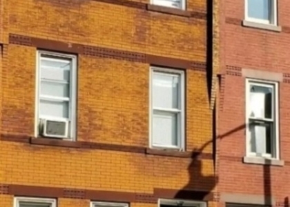 110 N Stockton St - Photo 1