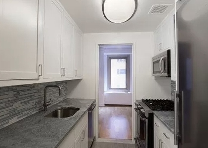 West 55 Street - Photo 1