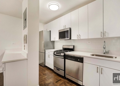 Beekman Place - Photo 1