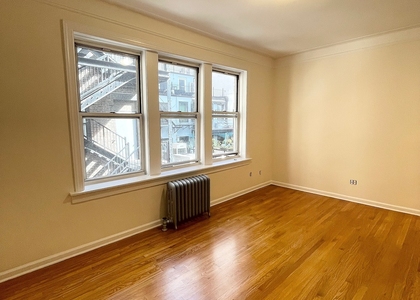 West 13 Street - Photo 1