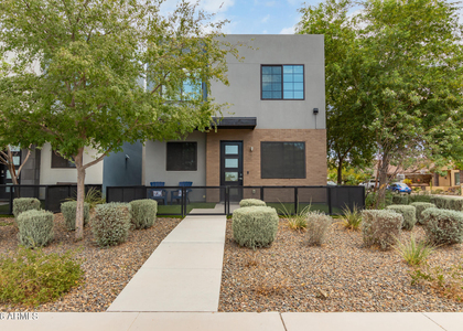 2825 N 42nd Street - Photo 1