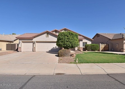 4560 E Olney Avenue - Photo 1