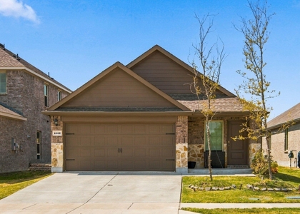 1602 Callaway Drive - Photo 1