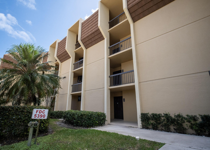 5390 Woodland Lakes Drive - Photo 1