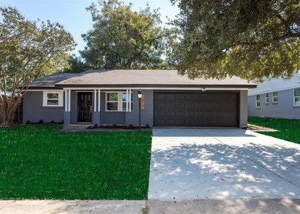 1219 Cloverdale Drive - Photo 1