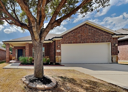 11704 Anna Grace Drive - Photo 1