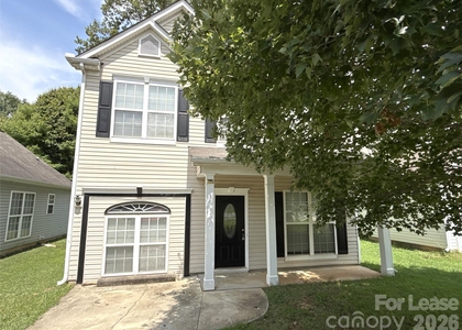 1525 Braveheart Lane - Photo 1